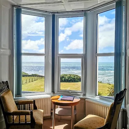 Westcliff 3*