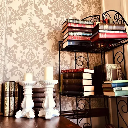 Konukevi Westcliff 3*